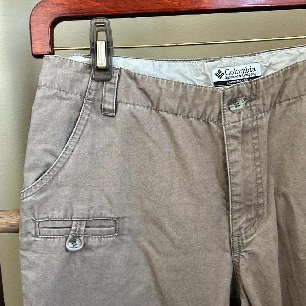 Columbia Women’s Khaki Pants Size 6 - Picture 9 of 9